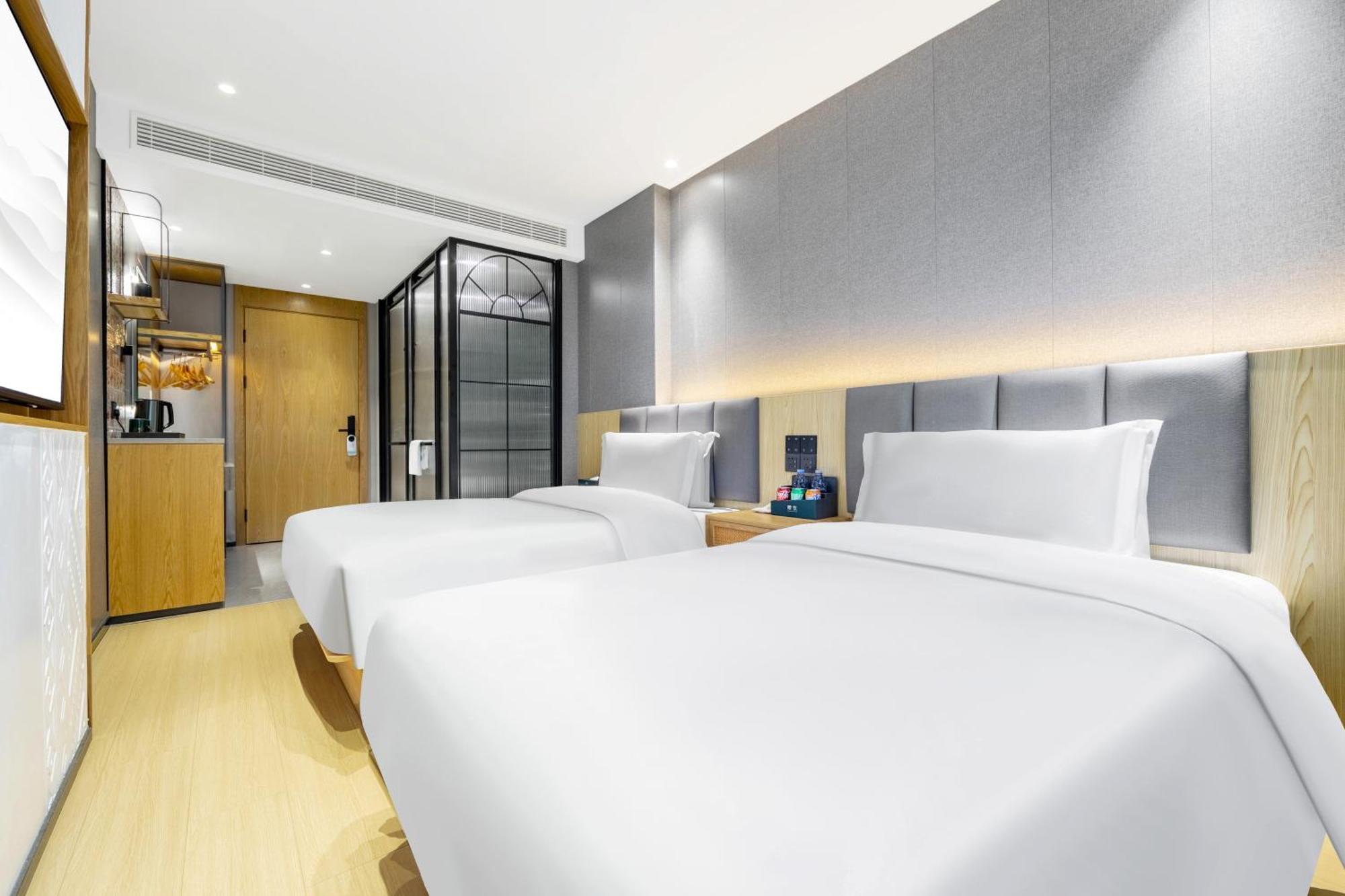 True Go Hotel - Shanghai Jing'An Temple Nanjing West Road Eksteriør billede